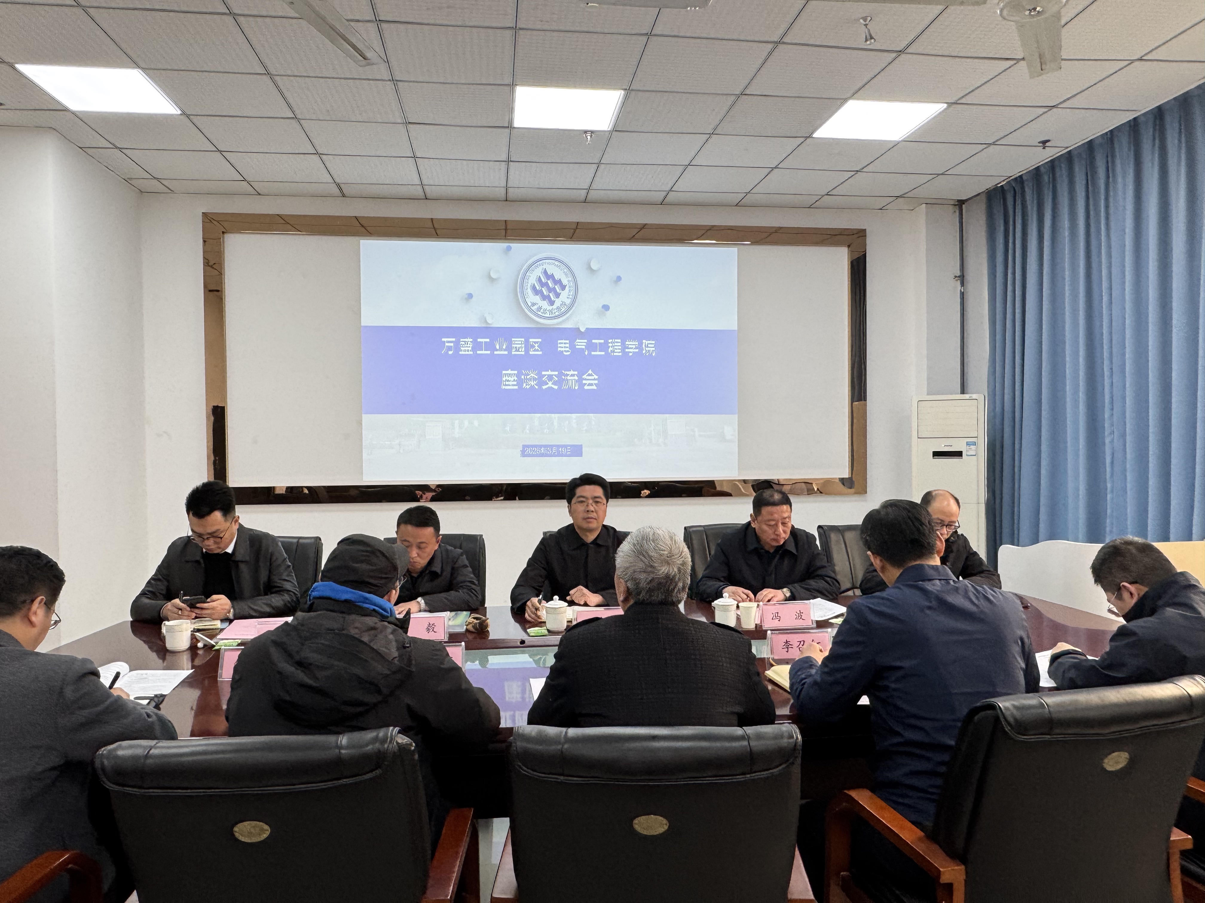 aAZG_1742530815183013835.jpg aAZG_1742530815183013835.jpg