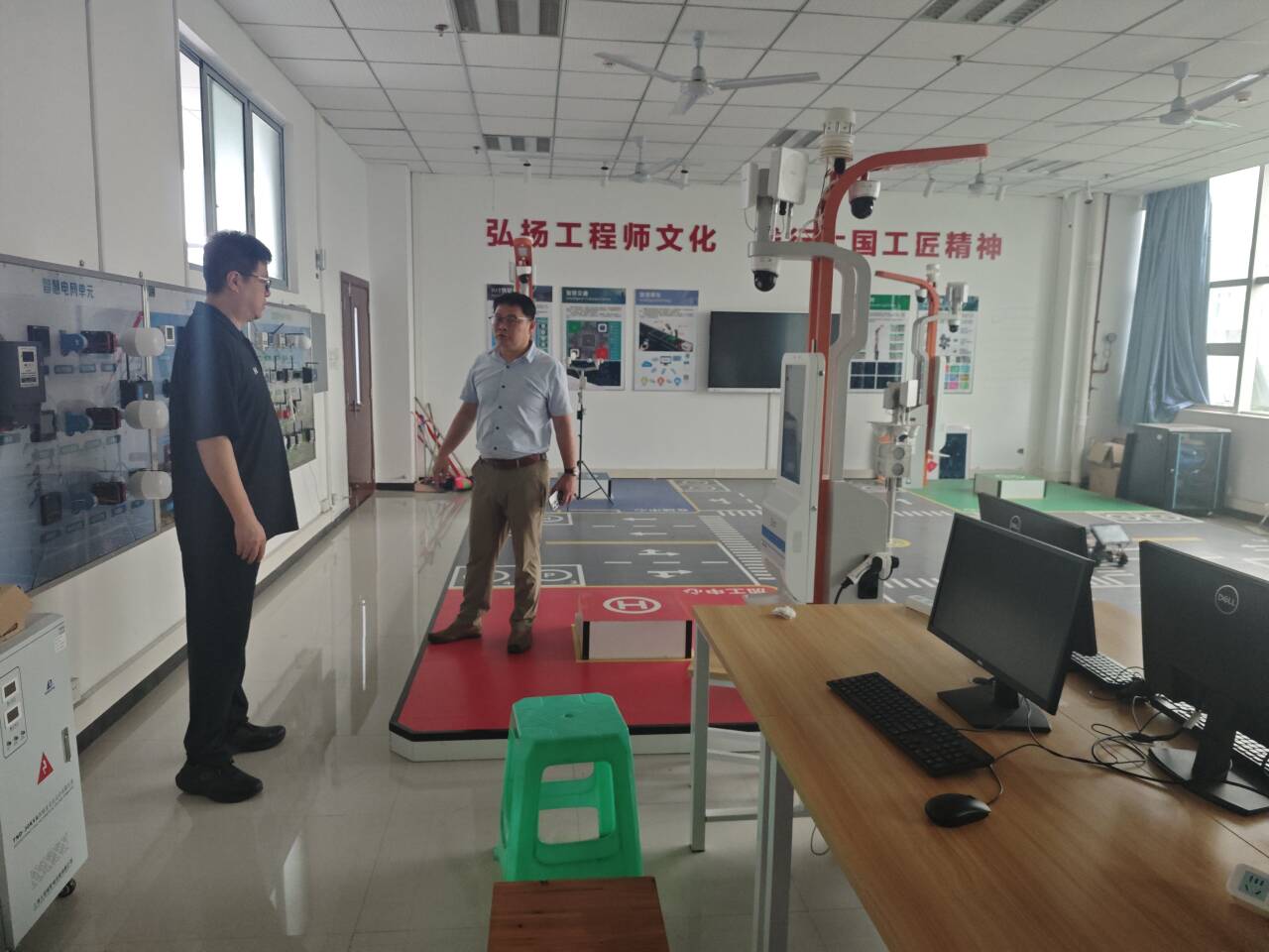 zNji_1782091351773016466.jpg zNji_1782091351773016466.jpg